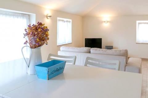 Istra, Umag centar - kuća s lokalom, 50 m od mora