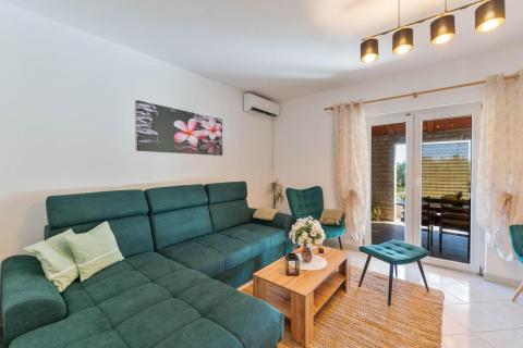 Istrien, Peruški – Haus mit Meerblick, Ruhe und großem Garten