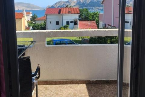 Baška - dva apartmana 74m2, pogled, terase