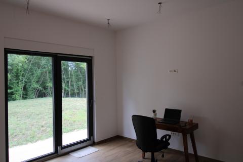 Istra, Baderna-kuća u visokoj roh-bau fazi 