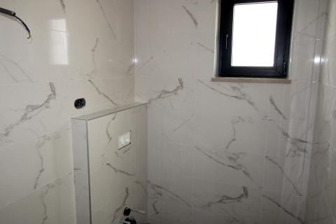 Istra, Baderna-kuća u visokoj roh-bau fazi 