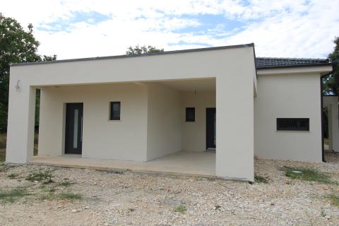 Istra, Baderna-kuća u visokoj roh-bau fazi 