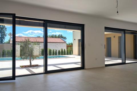 Istra, Žminj - suvremena vila s bazenom