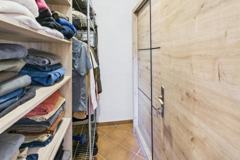 Istra,Buje-Kamena kuća s vrtom u centru grada,PDV uključen