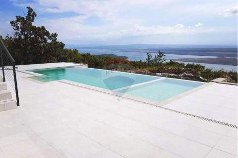 House Šmrika, Kraljevica, 250m2