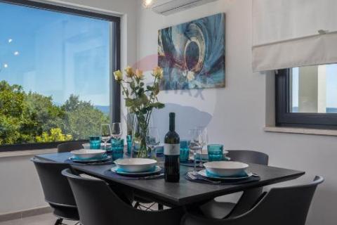 House Šmrika, Kraljevica, 250m2