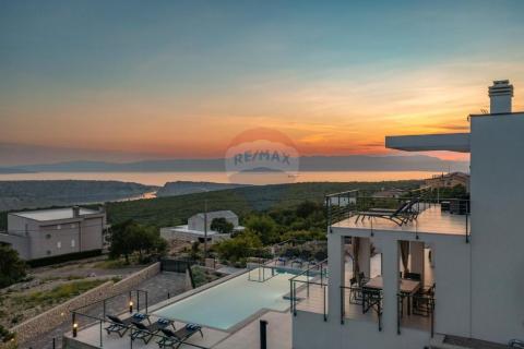 House Šmrika, Kraljevica, 250m2