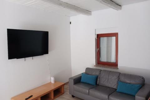 Velika Gorica, Buševec - kuća za radnike