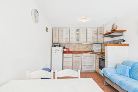 Crikvenica, Bribir - kuća u nizu sa garažom