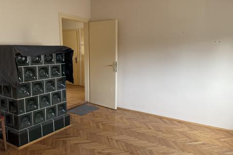 Petrinja, Centar - dvosobni stan na prvom katu kuće