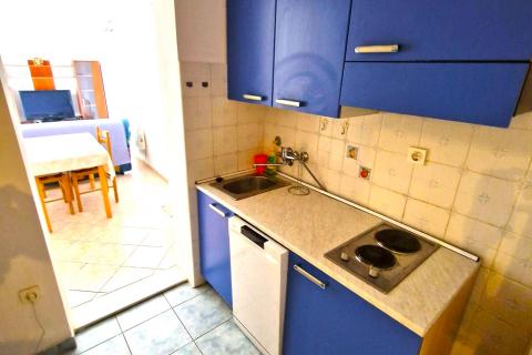 Istra,Rovinj,stan u mirnoj ulici za nugoročni najam+parking mjesto