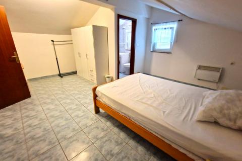 Istra,Rovinj,stan u mirnoj ulici za nugoročni najam+parking mjesto