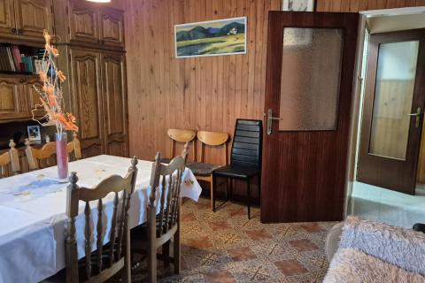 Istra, Karojba okolica samostojeća kuća sa dvorištem