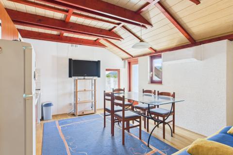 Crikvenica, Drivenik - apartmanska kuća za investiciju