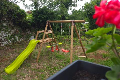 Brseč - dvojna kuća s pogledom na šumu