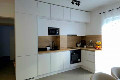 Brseč - dvojna kuća s pogledom na šumu