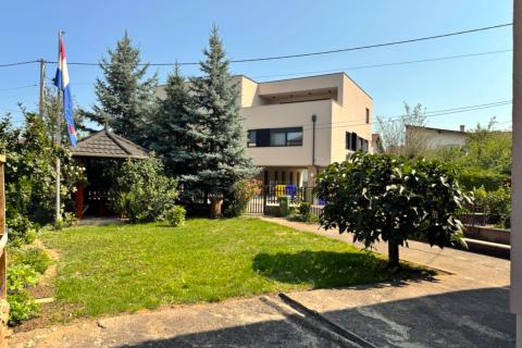 Hiša Centar, Velika Gorica, 470m2