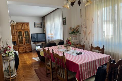 Hiša Centar, Velika Gorica, 470m2