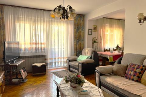 Hiša Centar, Velika Gorica, 470m2