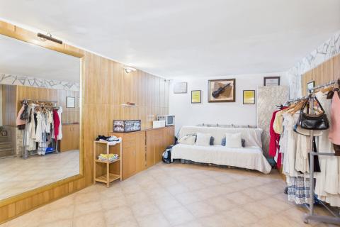 Istra,Rovinj,kuća u šumici do mora,parking,6 apartmana