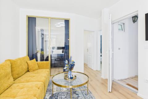 Istra, Rovinj -Renoviran stan u starogradskoj jezgri, 1. kat