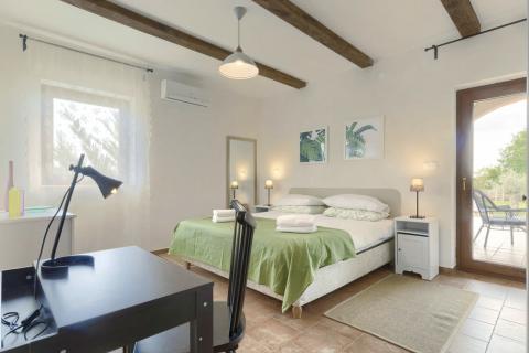 Istra, Svetvinčenat - predivna vila sa bazenom