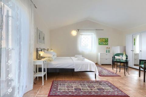 Istra, Svetvinčenat - predivna vila sa bazenom