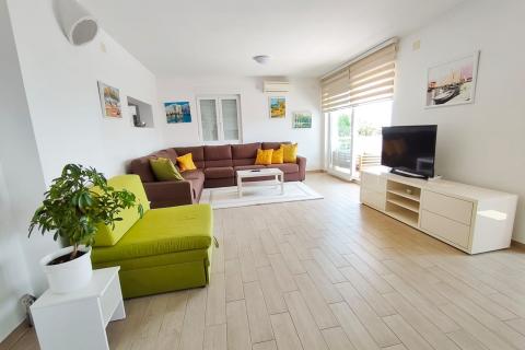 Condo/Apartment Kostrena, 105m2