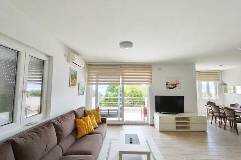 Condo/Apartment Kostrena, 105m2