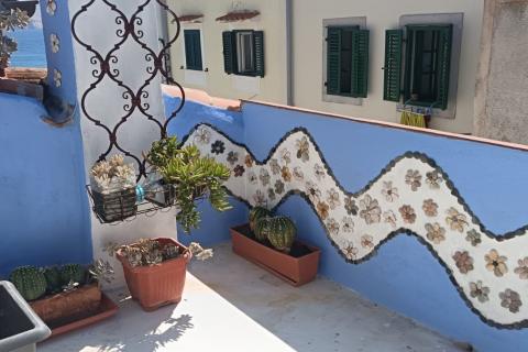 Baška - prekrasan stan 100m2, pogled, terase