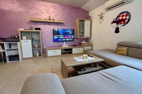 Wohnung Novigrad, 65m2