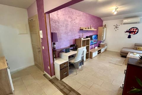 Wohnung Novigrad, 65m2