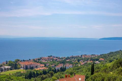 OPATIJA,LOVRAN- stan s panoramskim pogledom na more