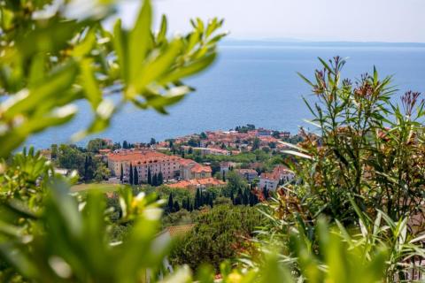 OPATIJA,LOVRAN- stan s panoramskim pogledom na more