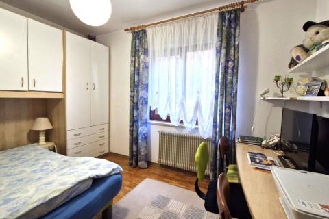 Pazin, Zarečje – Kuća 200 m² u miru prirode, zelenilo, pogled na rijeku