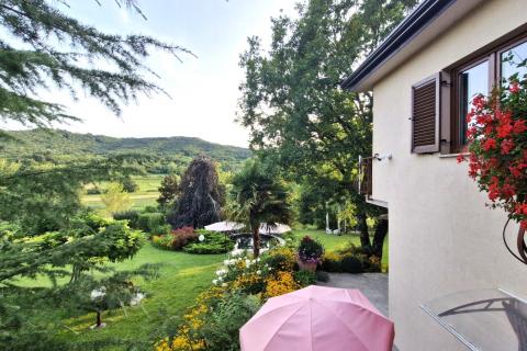 Pazin, Zarečje – Kuća 200 m² u miru prirode, zelenilo, pogled na rijeku