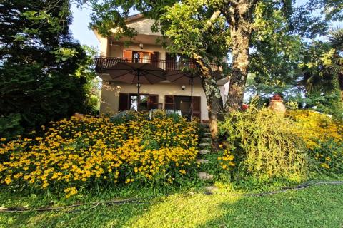 Pazin, Zarečje – Kuća 200 m² u miru prirode, zelenilo, pogled na rijeku