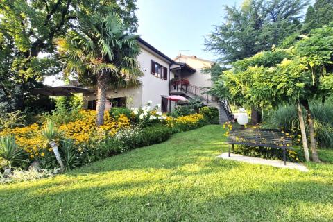 Pazin, Zarečje – Kuća 200 m² u miru prirode, zelenilo, pogled na rijeku