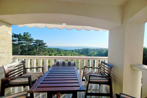 SELCE- apartman s pogledom na more i bazenom 