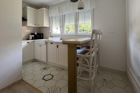 Istra, Vrsar - trosoban stan u blizini centra