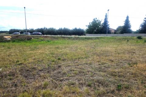 Istra,Umag,okolica-Građevinsko zemljište za 8 stanova