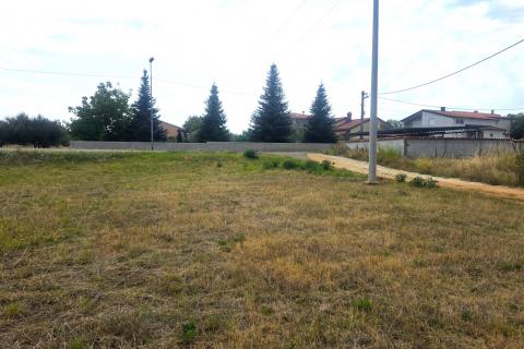 Istra,Umag,okolica-Građevinsko zemljište za 8 stanova