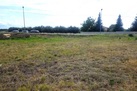 Istra,Umag,okolica-Građevinsko zemljište za 8 stanova