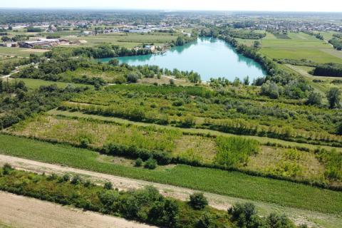 Velika Gorica, Vukovina, zemljište 13.944 m2, plantaža crnog oraha