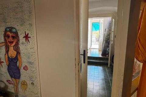 Draga Bašćanska - kuća 80m2, okućnica 90m2, spremišta 70m2, parking