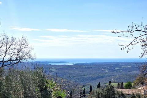 Istra,Krasica-Građevinsko zemljište s pogledom na more