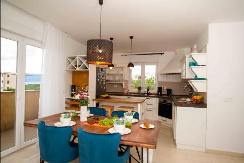 Appartamento Doričići, Kostrena, 97m2