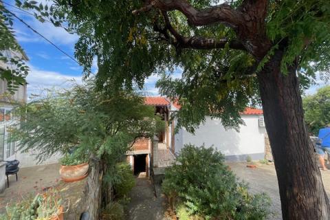 Insel KRK – PUNAT, CHARMANTES STEINHAUS – 100 m VOM MEER ENTFERNT!