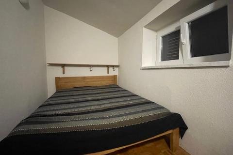 Insel KRK – PUNAT, CHARMANTES STEINHAUS – 100 m VOM MEER ENTFERNT!