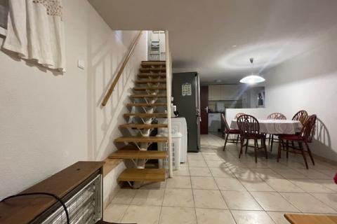 Insel KRK – PUNAT, CHARMANTES STEINHAUS – 100 m VOM MEER ENTFERNT!